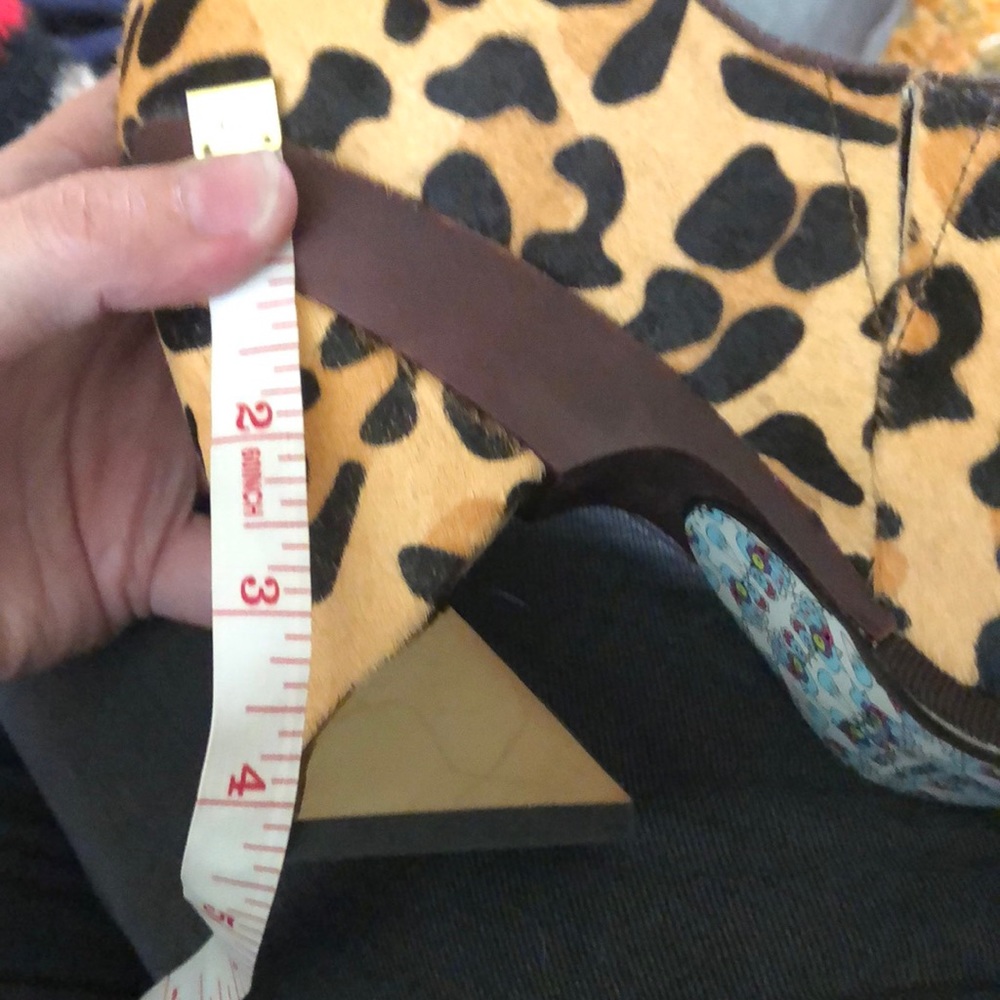 Size 8 Irregular Choice pumps? Booties? Platforms? - Picture 16 of 17